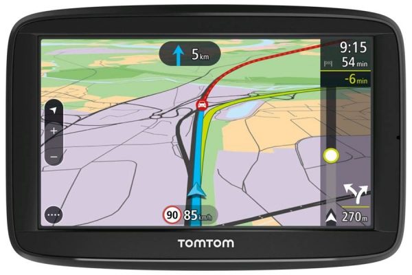 Nuevo TomTom VIA: la fiabilidad de la navegación por satélite con la conexión en tiempo real de un smartphone