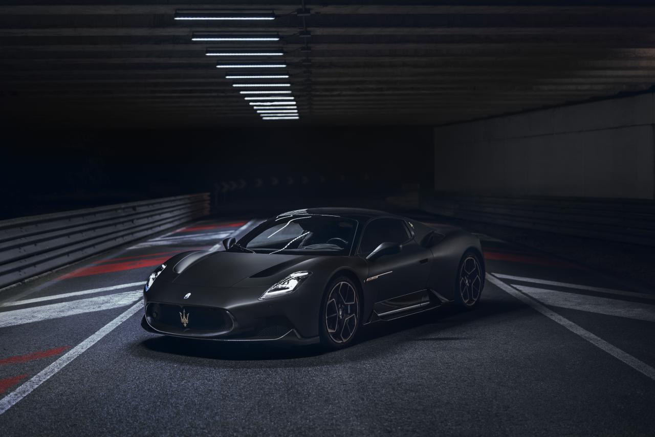 Maserati presenta el exclusivo MC20 Notte