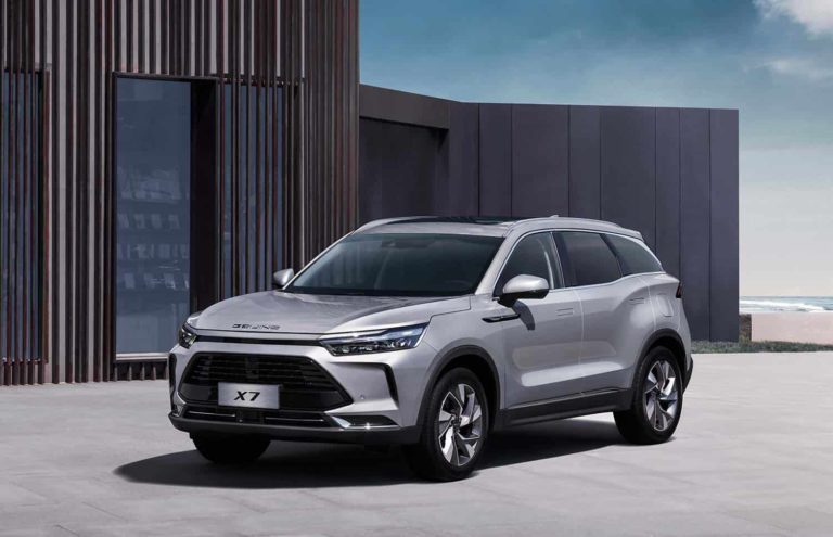 BAIC llega a España con modelos gasolina y híbridos