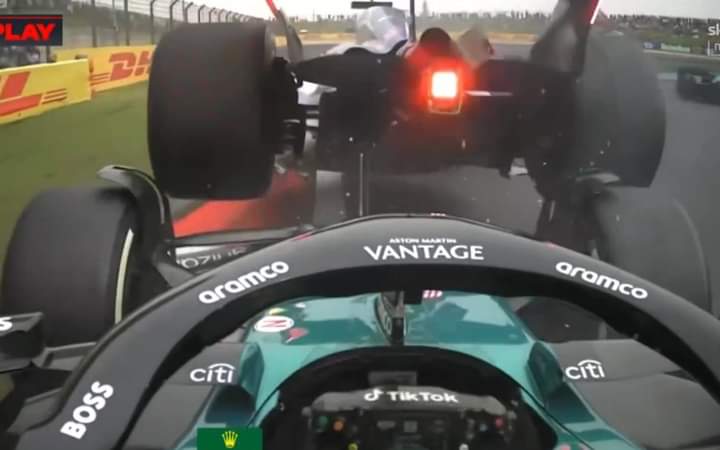 Verstappen se pasea, Sainz 5º y Alonso 7º atacando hasta el final