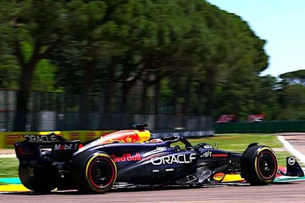 Verstappen soporta el ataque final de Norris en un final inesperado Verstappen soporta el ataque final de Norris en un final inesperado