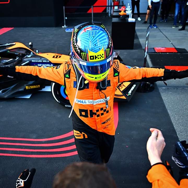 Oscar Piastri gana y Mclaren ya lidera el campeonato de Constructores