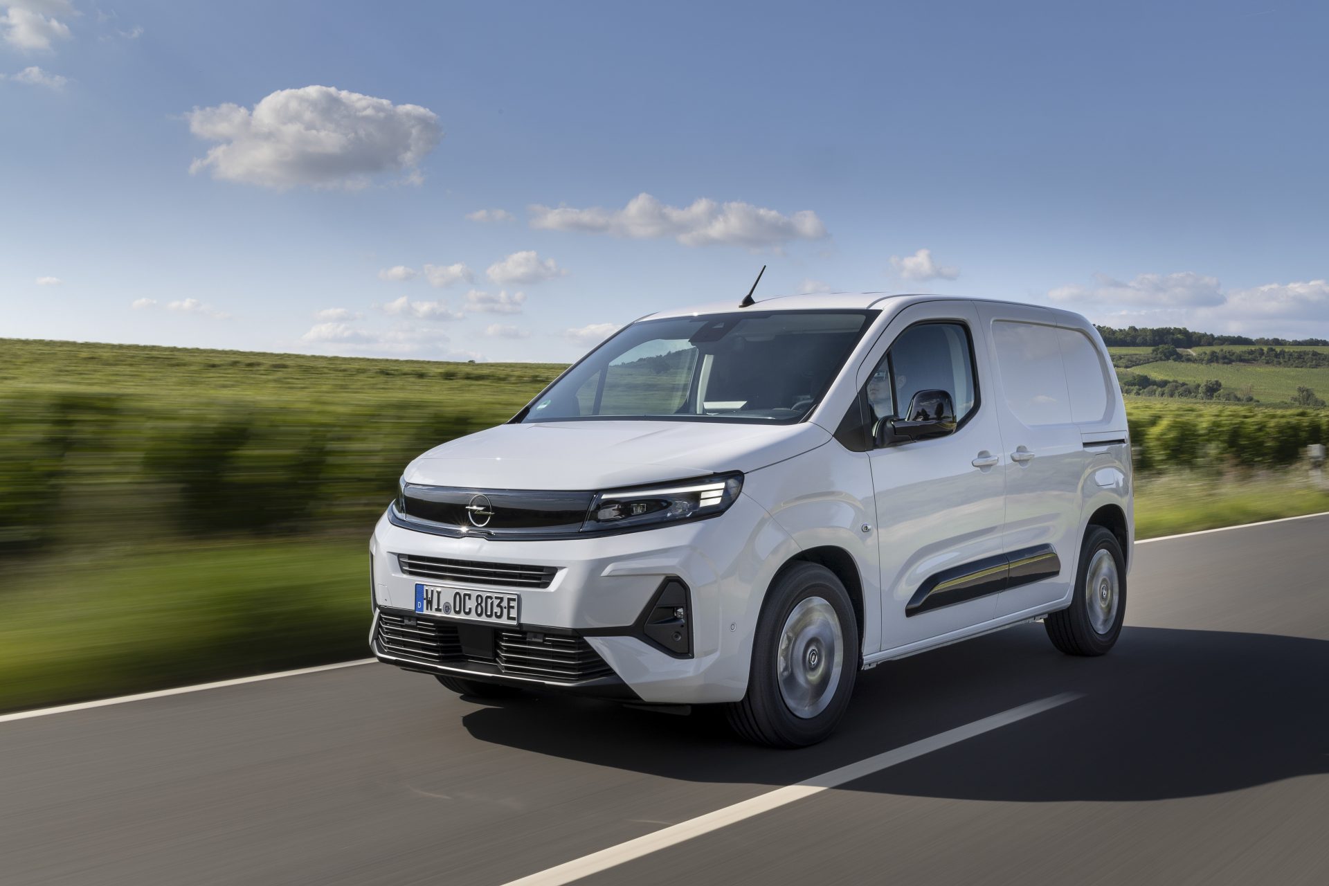 Ya disponibles los nuevo comerciales eléctricos de Opel Ya disponibles los nuevo comerciales eléctricos de Opel
