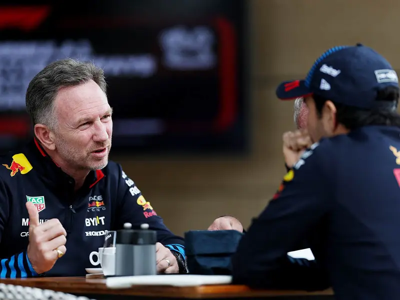 Red Bull rompe el silencio: ¿Por qué dejaron escapar a Carlos Sainz?