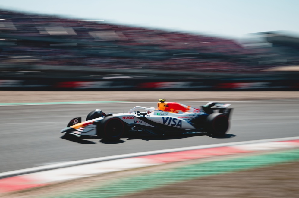 Tsunoda muy cerca de Verstappen en la FP1 de Suzuka